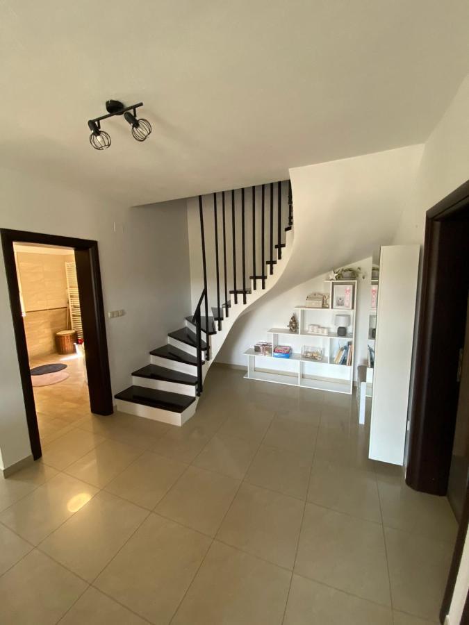 Apartman Ana Kampor Ngoại thất bức ảnh